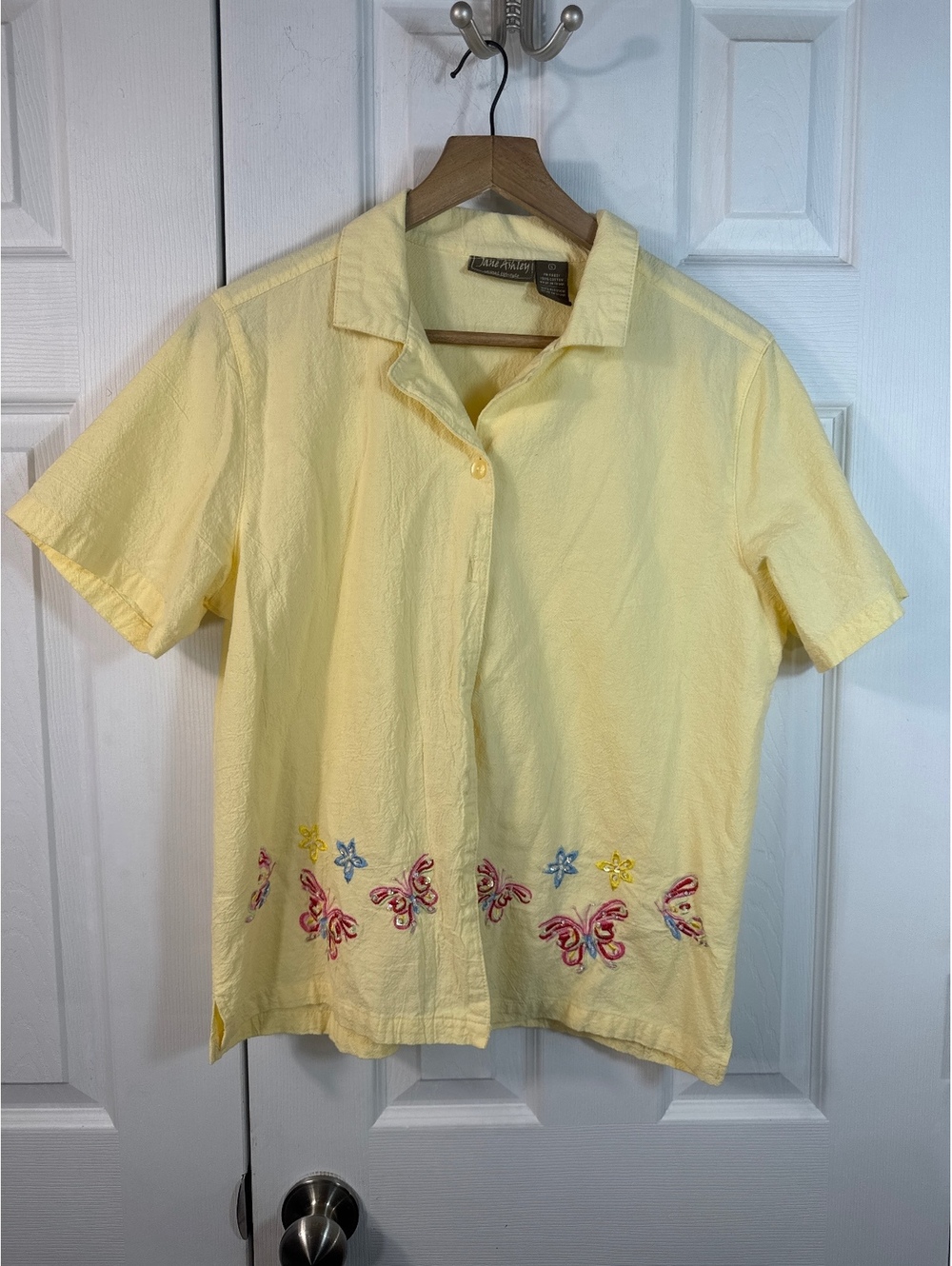 Jane Ashley Yellow Cotton Short Sleeve Button-Up Shirt with Embroidered Butterfl